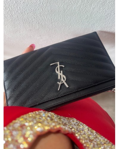 Ysl Pochette caviar nera